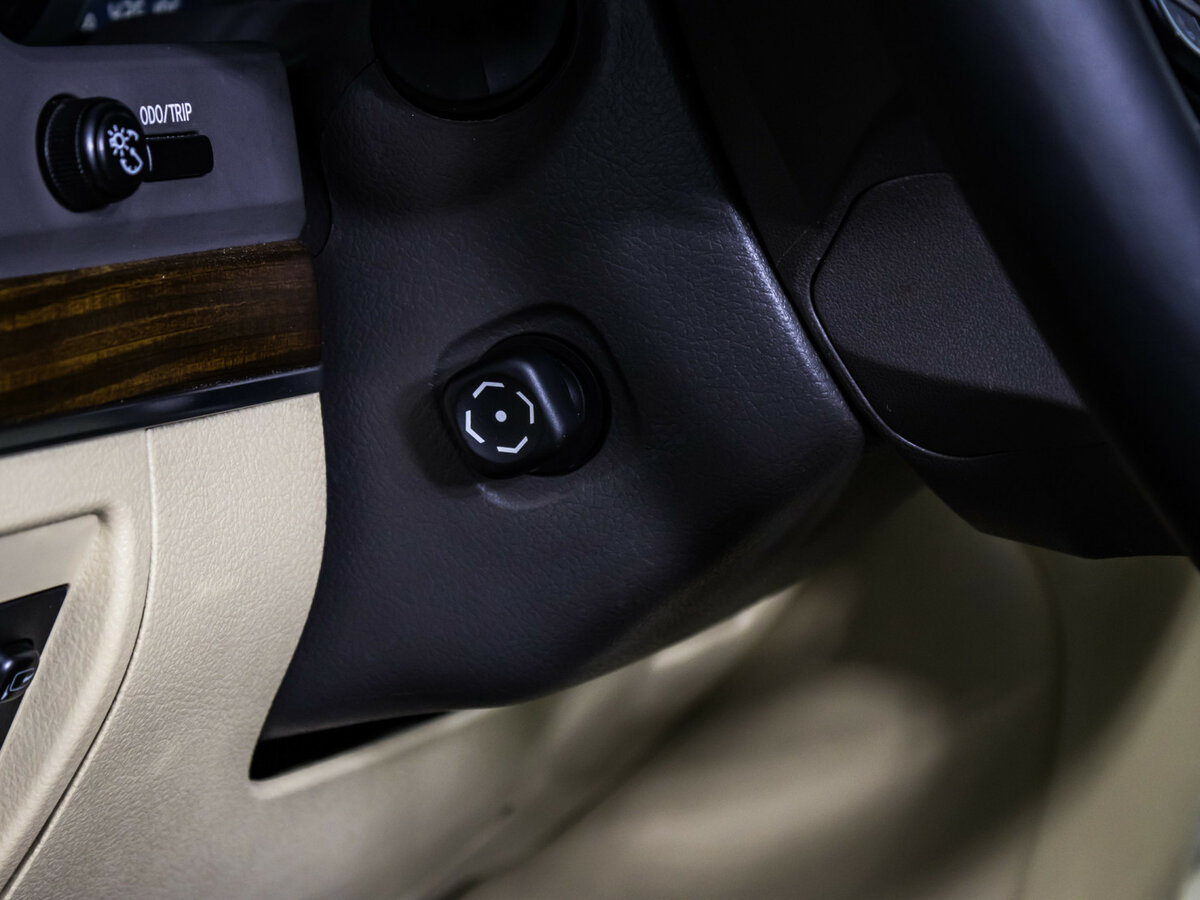 Toyota Land Cruiser 2016 года с пробегом. Фото: #19