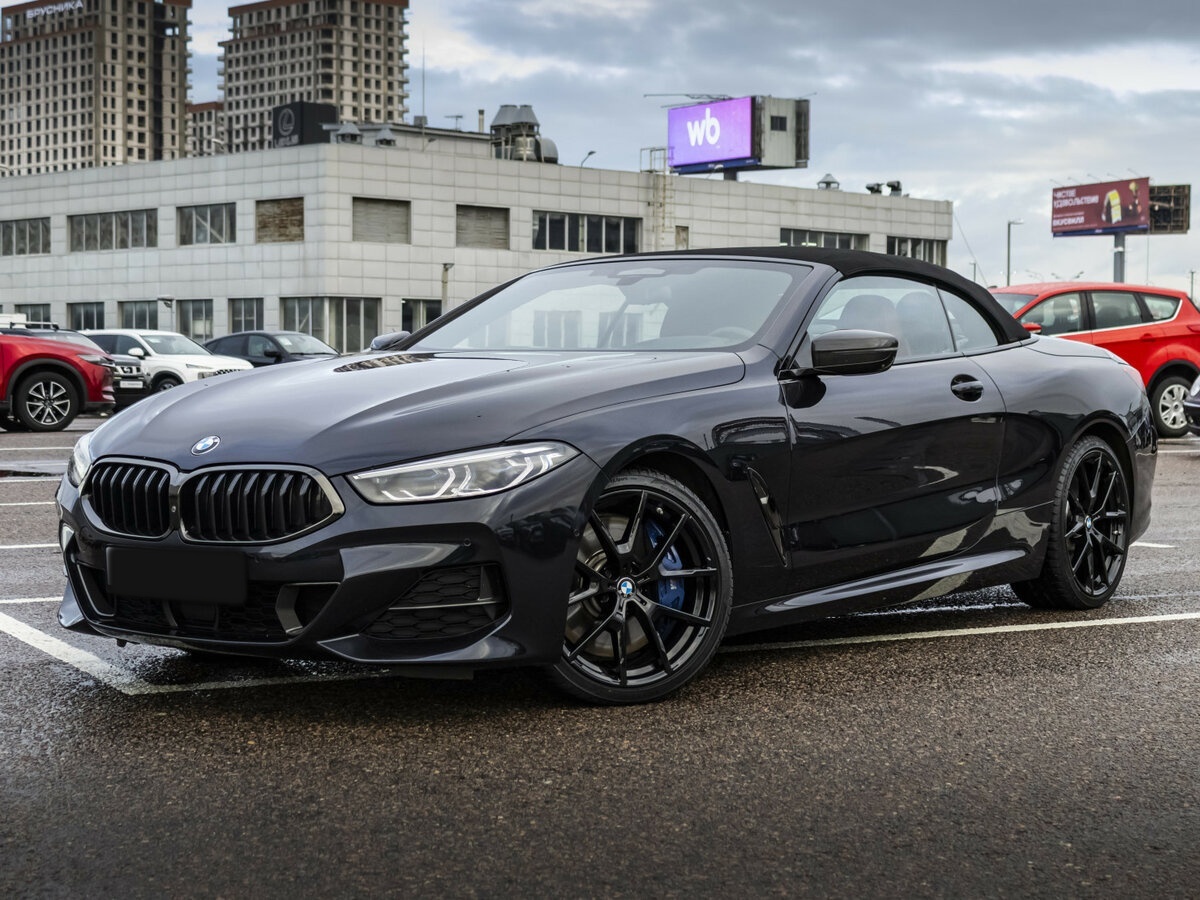 BMW 8 серии 2019 года с пробегом. Фото: #1