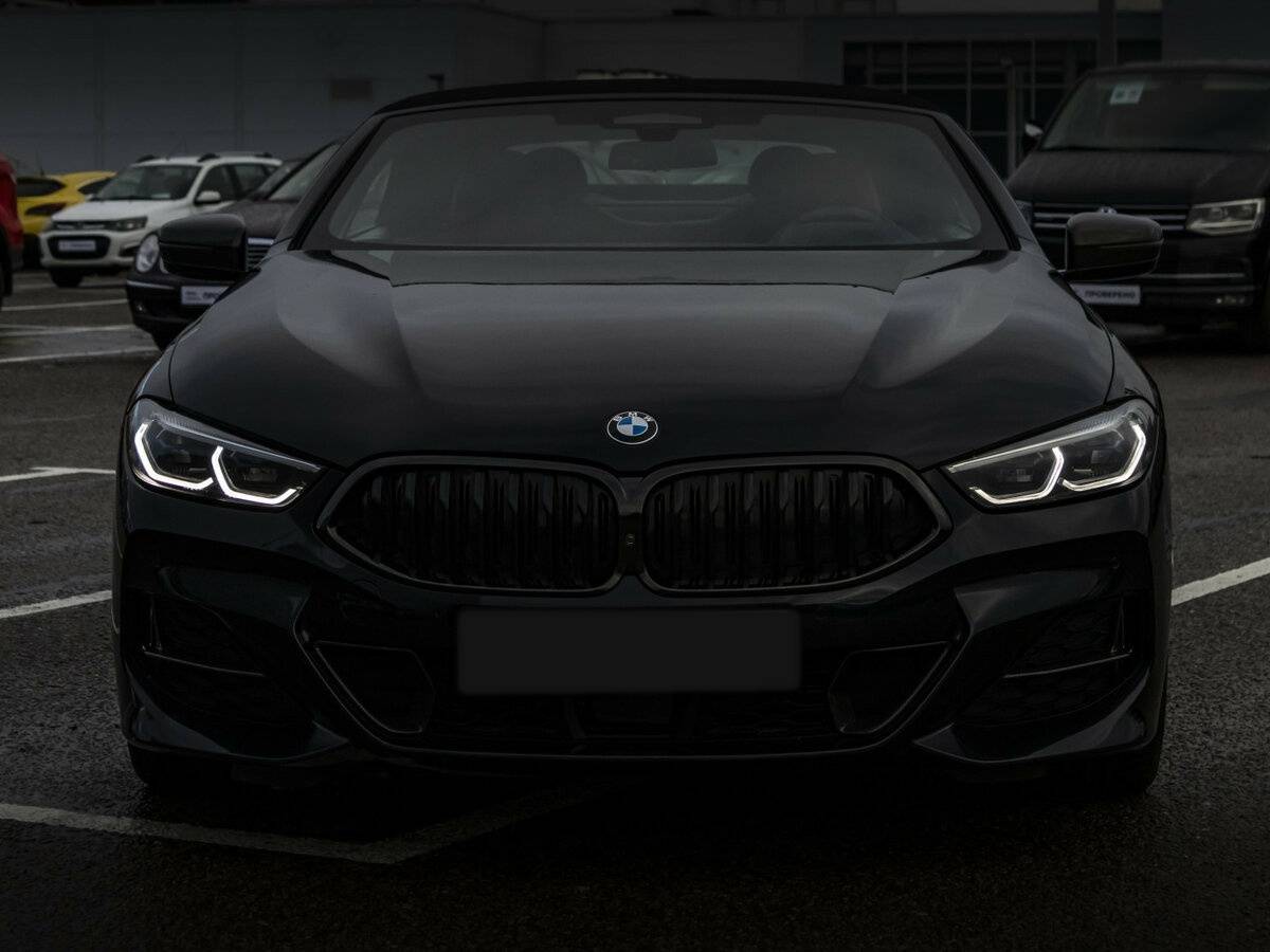 BMW 8 серии 2019 года с пробегом. Фото: #4