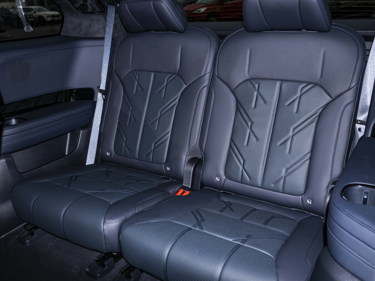 Zeekr 9X 2025 года с пробегом. Фото: #19