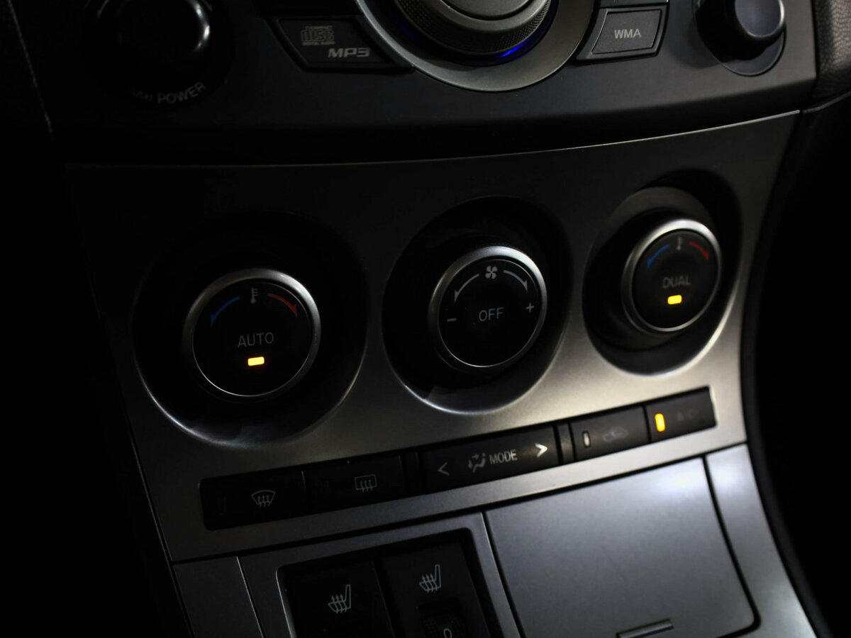 Mazda 3 2011 года с пробегом. Фото: #14