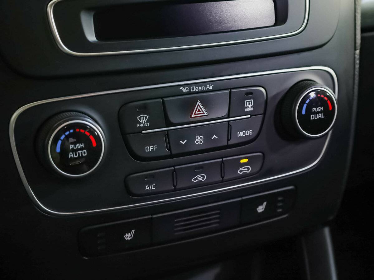 Kia Sorento 2013 года с пробегом. Фото: #14