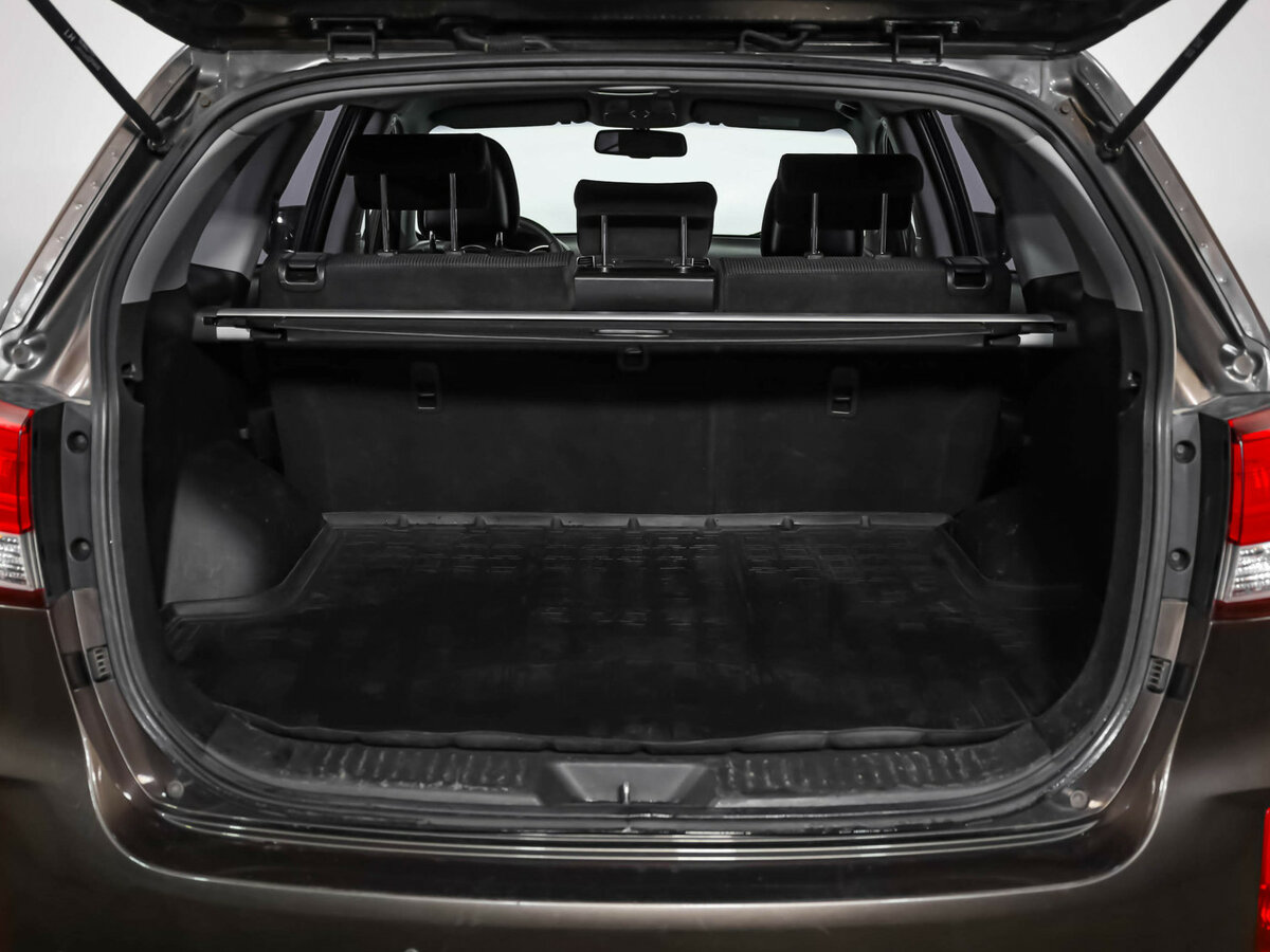 Kia Sorento 2013 года с пробегом. Фото: #23