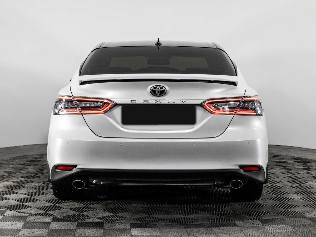 Toyota Camry 2021 года с пробегом. Фото: #4