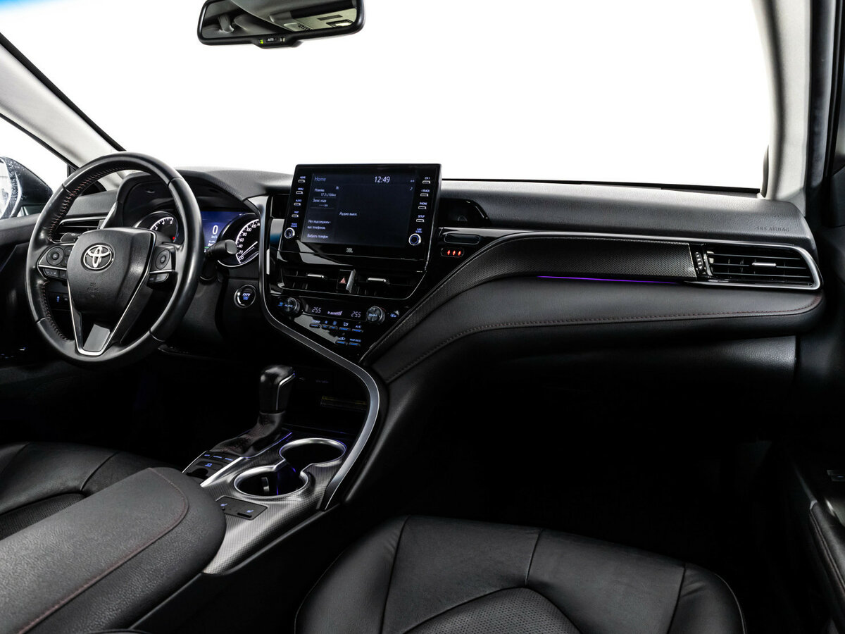 Toyota Camry 2021 года с пробегом. Фото: #6