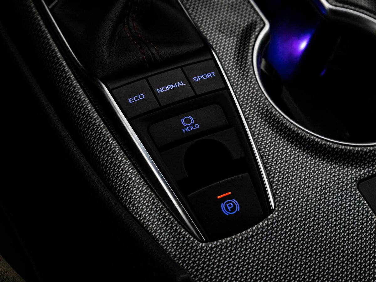 Toyota Camry 2021 года с пробегом. Фото: #13