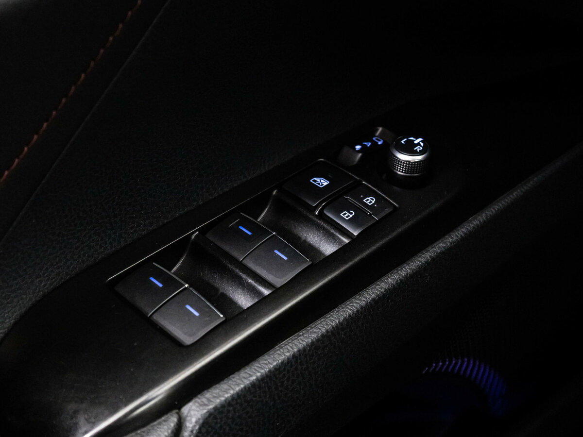 Toyota Camry 2021 года с пробегом. Фото: #17