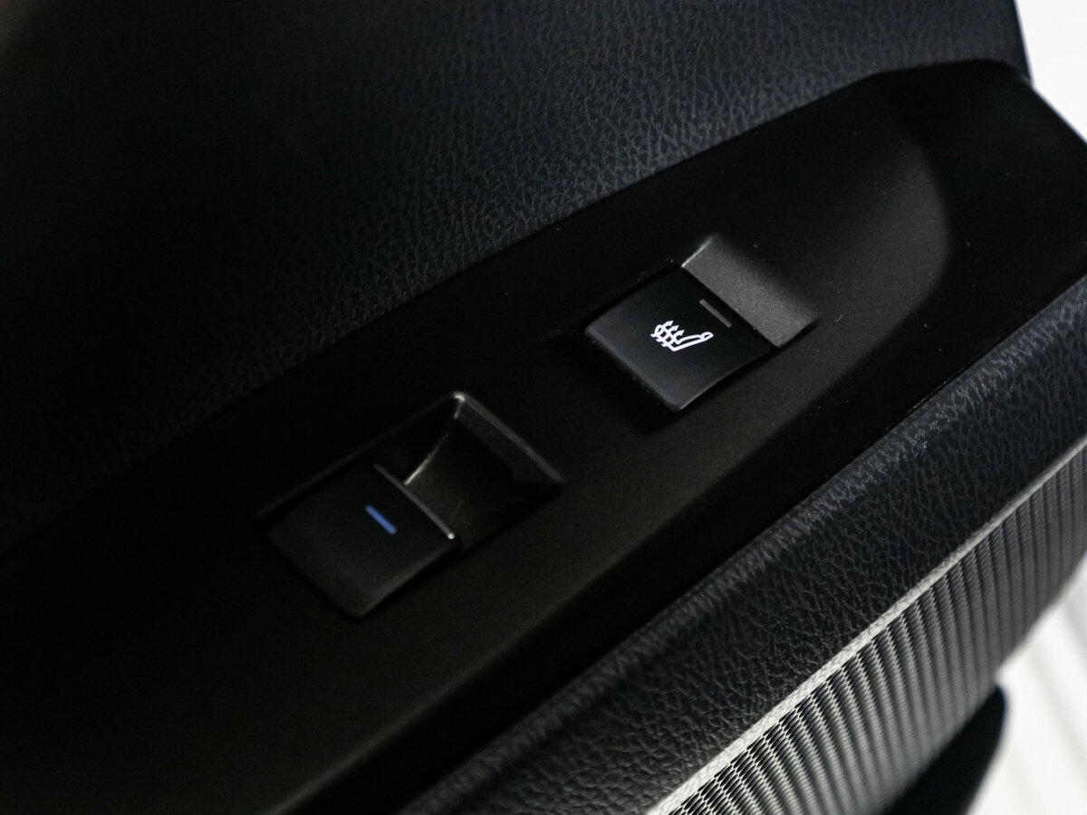 Toyota Camry 2021 года с пробегом. Фото: #27