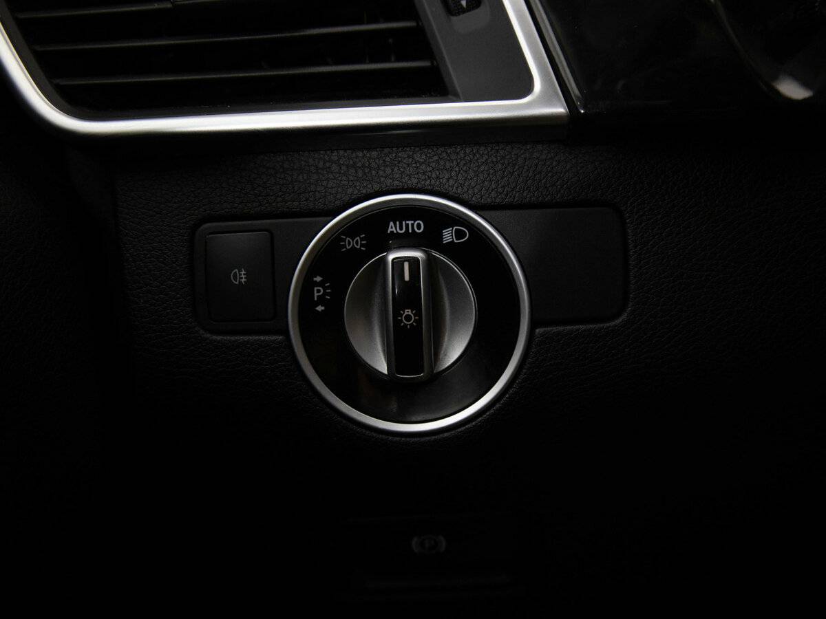 Mercedes-Benz GL-Класс 2013 года с пробегом. Фото: #10