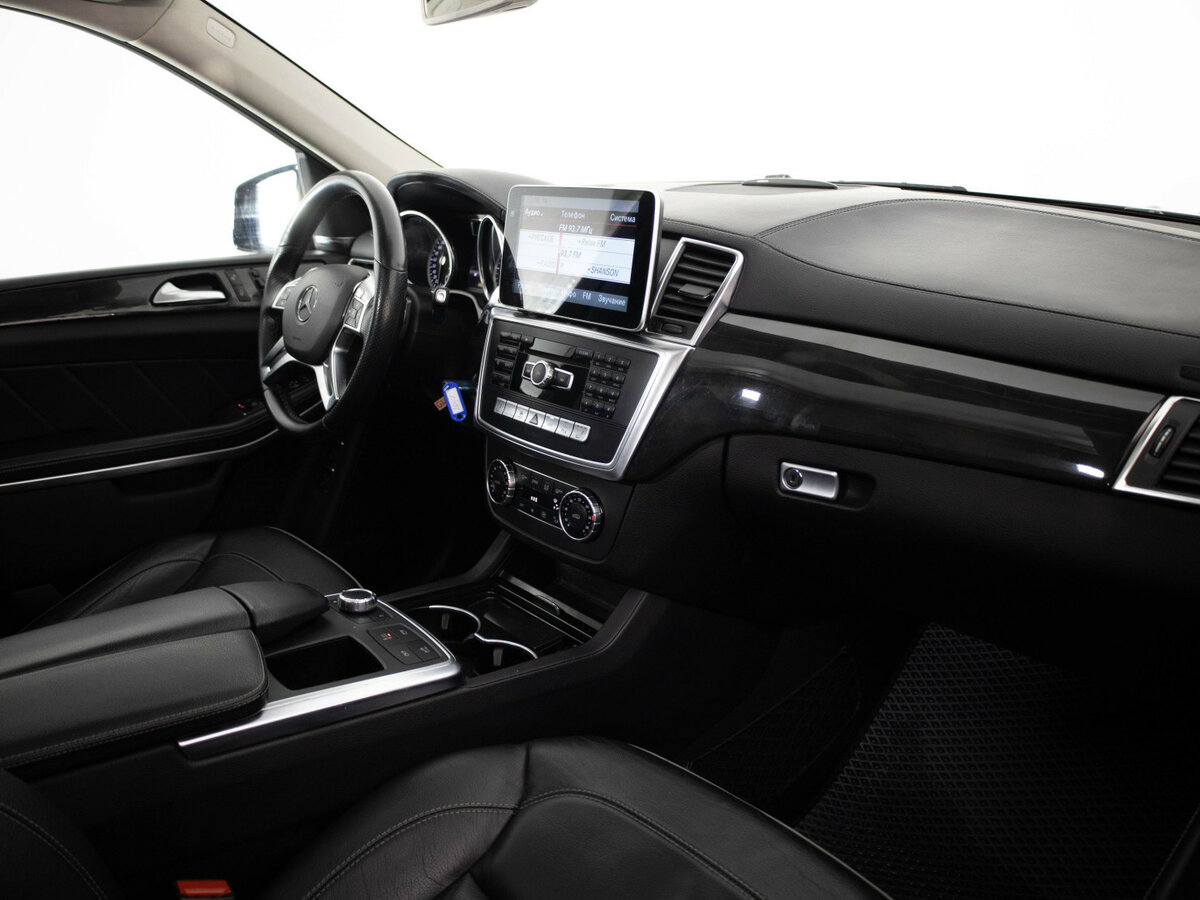 Mercedes-Benz GL-Класс 2013 года с пробегом. Фото: #12