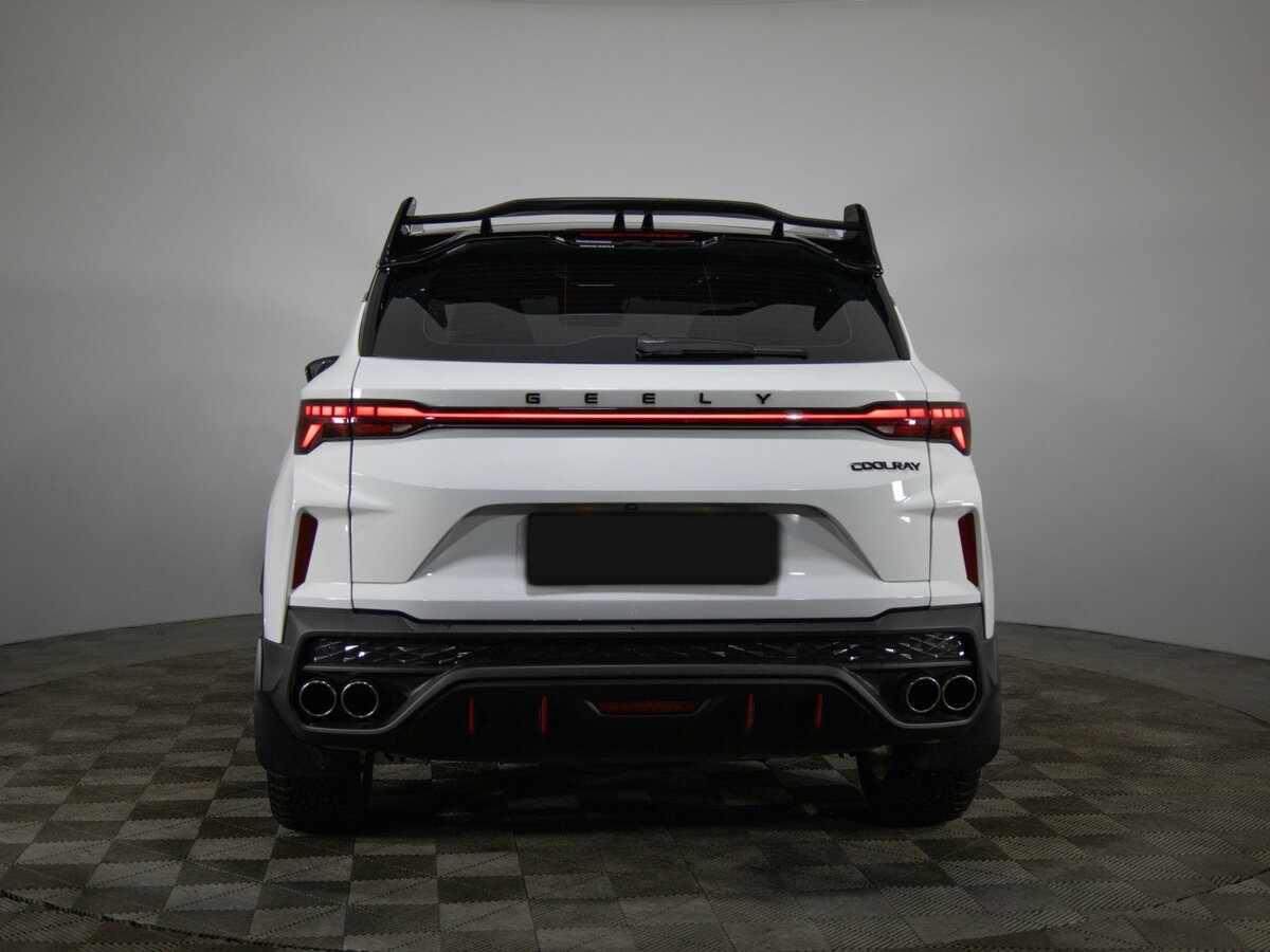 Geely Coolray 2023 года с пробегом. Фото: #4