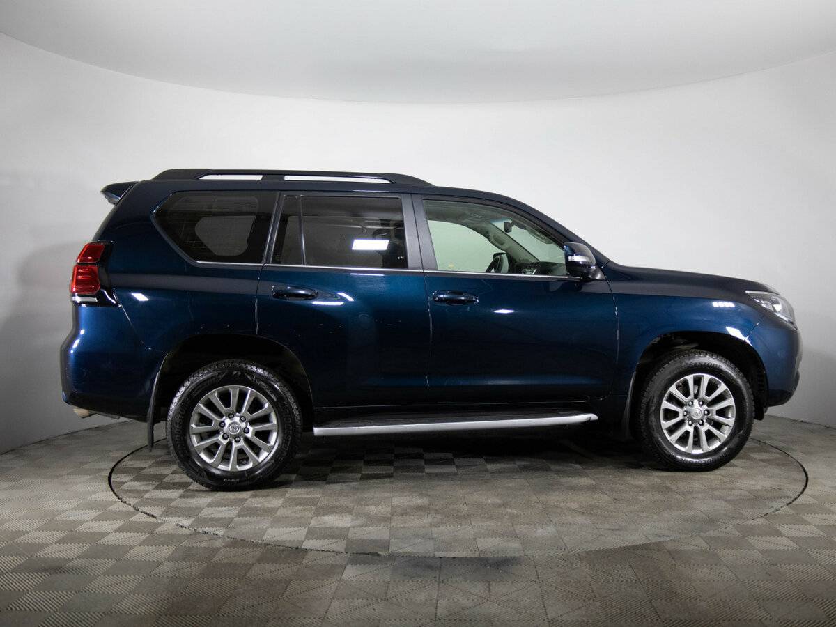 Toyota Land Cruiser Prado 2018 года с пробегом. Фото: #3