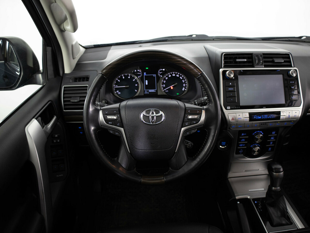 Toyota Land Cruiser Prado 2018 года с пробегом. Фото: #9
