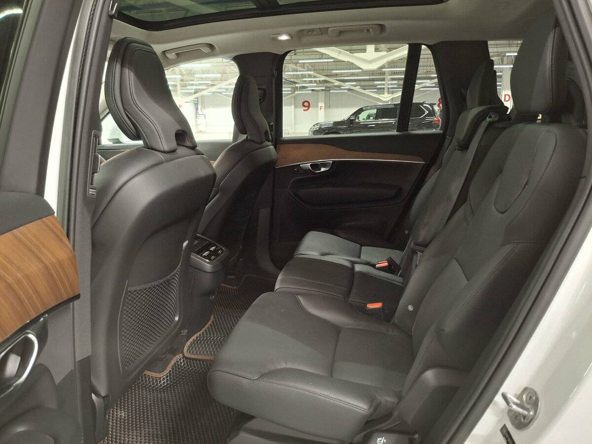 Volvo XC90 2023 года с пробегом. Фото: #11