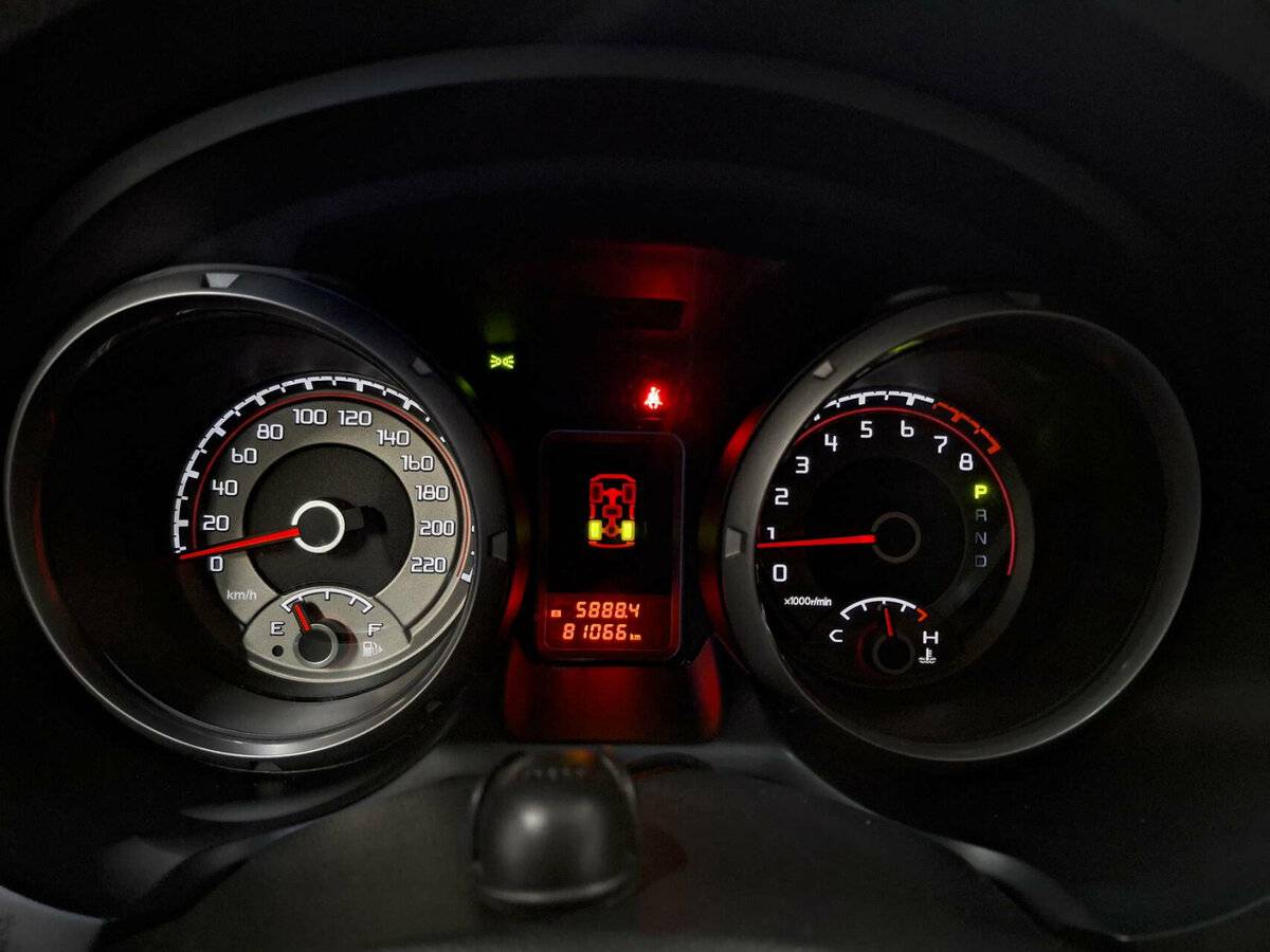 Mitsubishi Pajero 2020 года с пробегом. Фото: #12