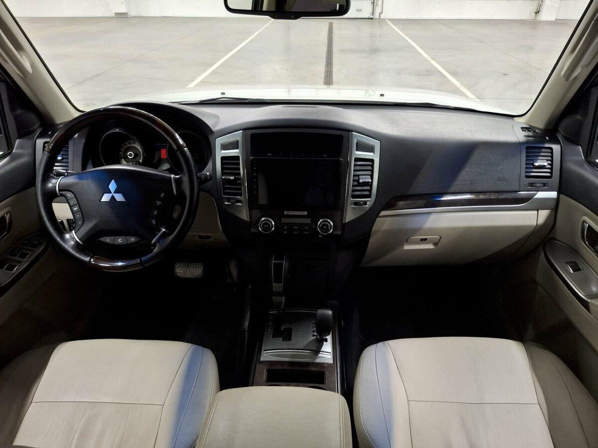 Mitsubishi Pajero 2020 года с пробегом. Фото: #13