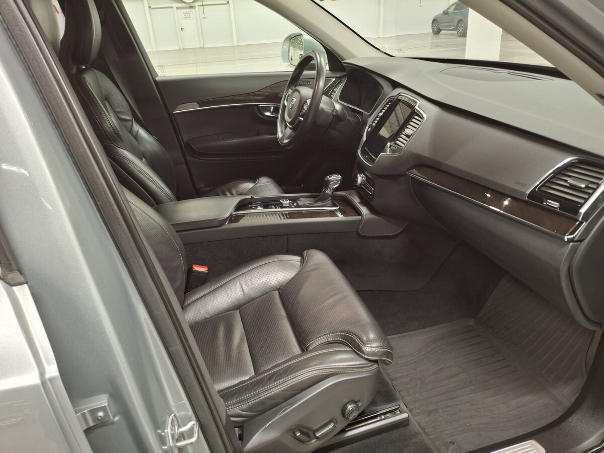 Volvo XC90 2017 года с пробегом. Фото: #10
