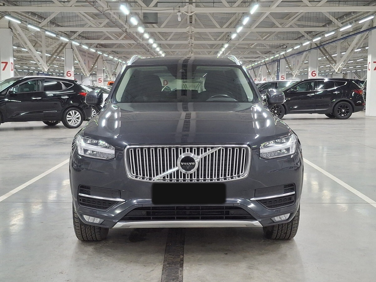 Volvo XC90 2017 года с пробегом. Фото: #1