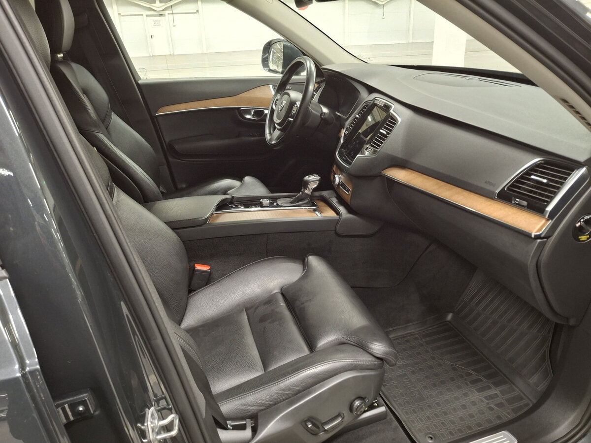 Volvo XC90 2017 года с пробегом. Фото: #10