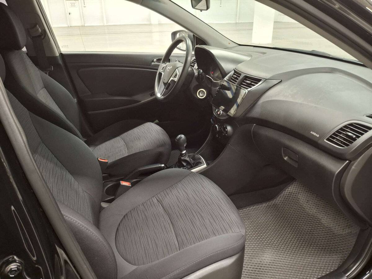 Б/У Хендай Солярис 2016 года. Фото: #10