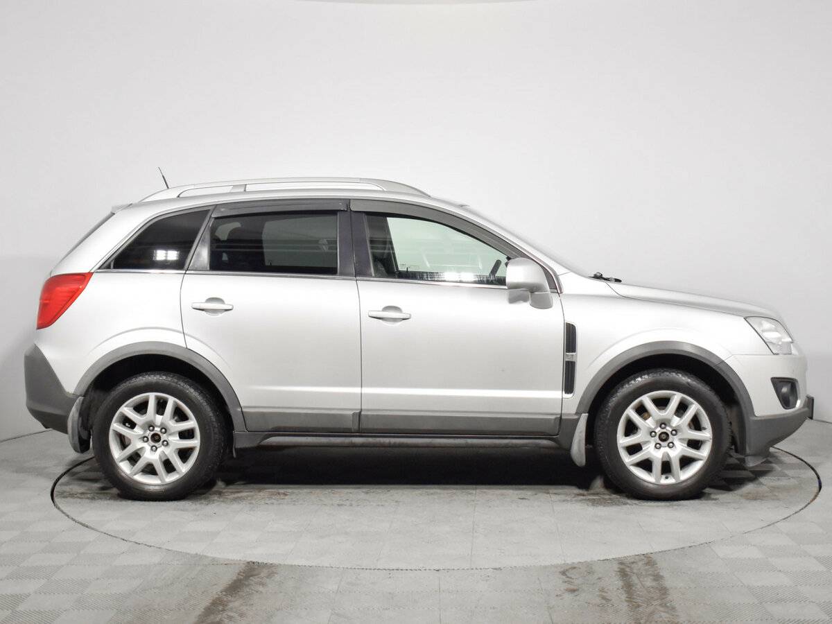 Opel Antara 2013 года с пробегом. Фото: #3