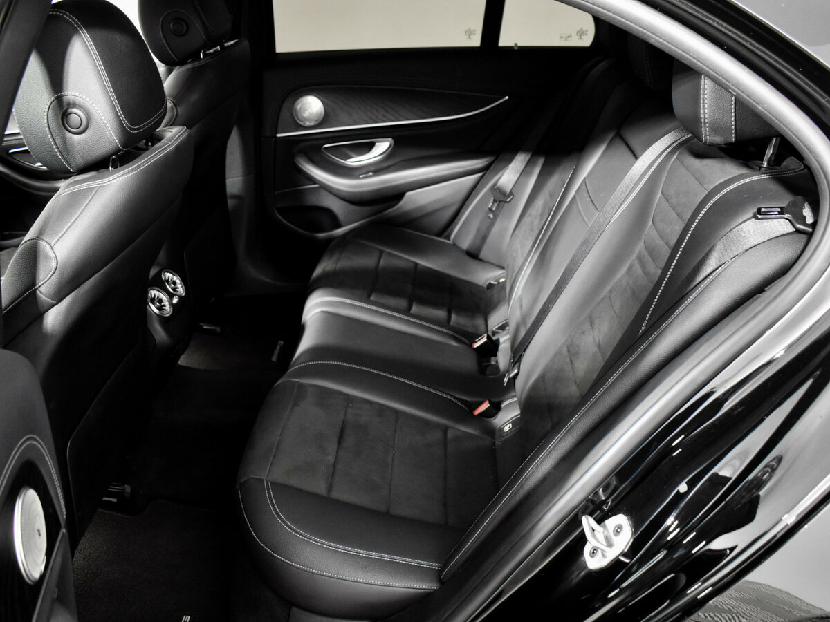 Mercedes-Benz E-Класс 2019 года с пробегом. Фото: #10