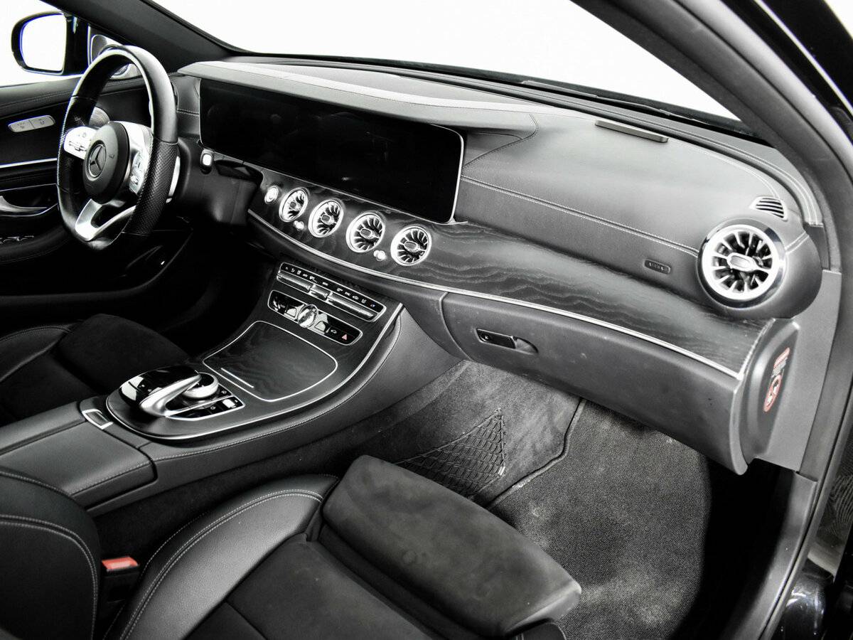 Mercedes-Benz E-Класс 2019 года с пробегом. Фото: #12
