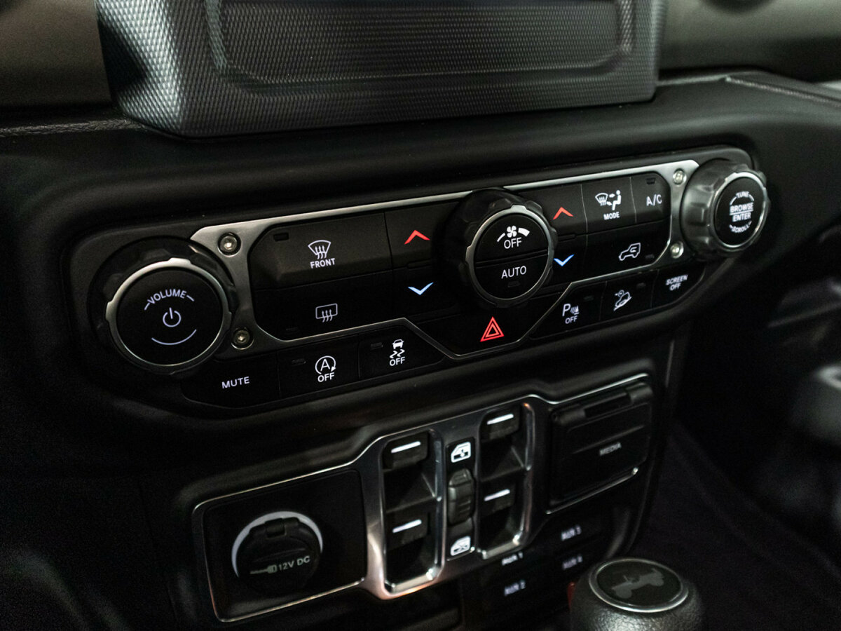 Jeep Wrangler 2020 года с пробегом. Фото: #11