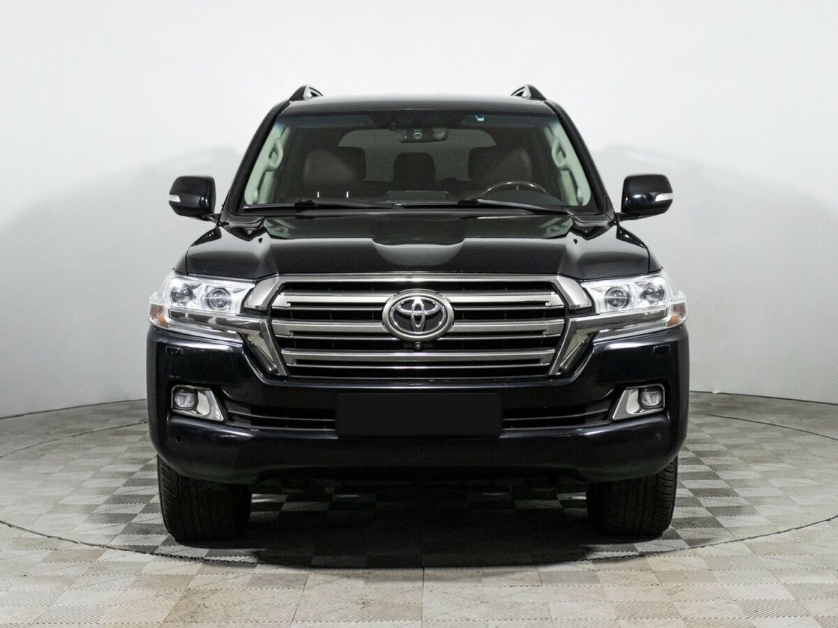 Toyota Land Cruiser 2017 года с пробегом. Фото: #1