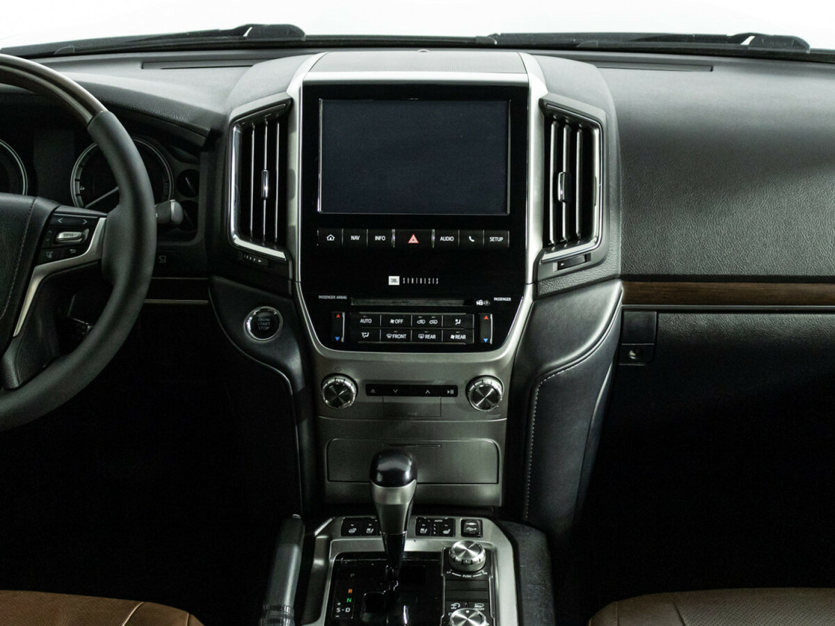 Toyota Land Cruiser 2017 года с пробегом. Фото: #11