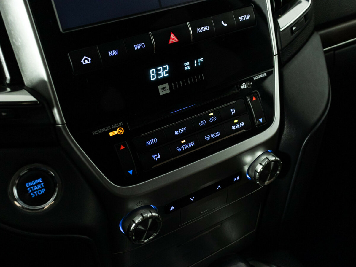 Toyota Land Cruiser 2017 года с пробегом. Фото: #16