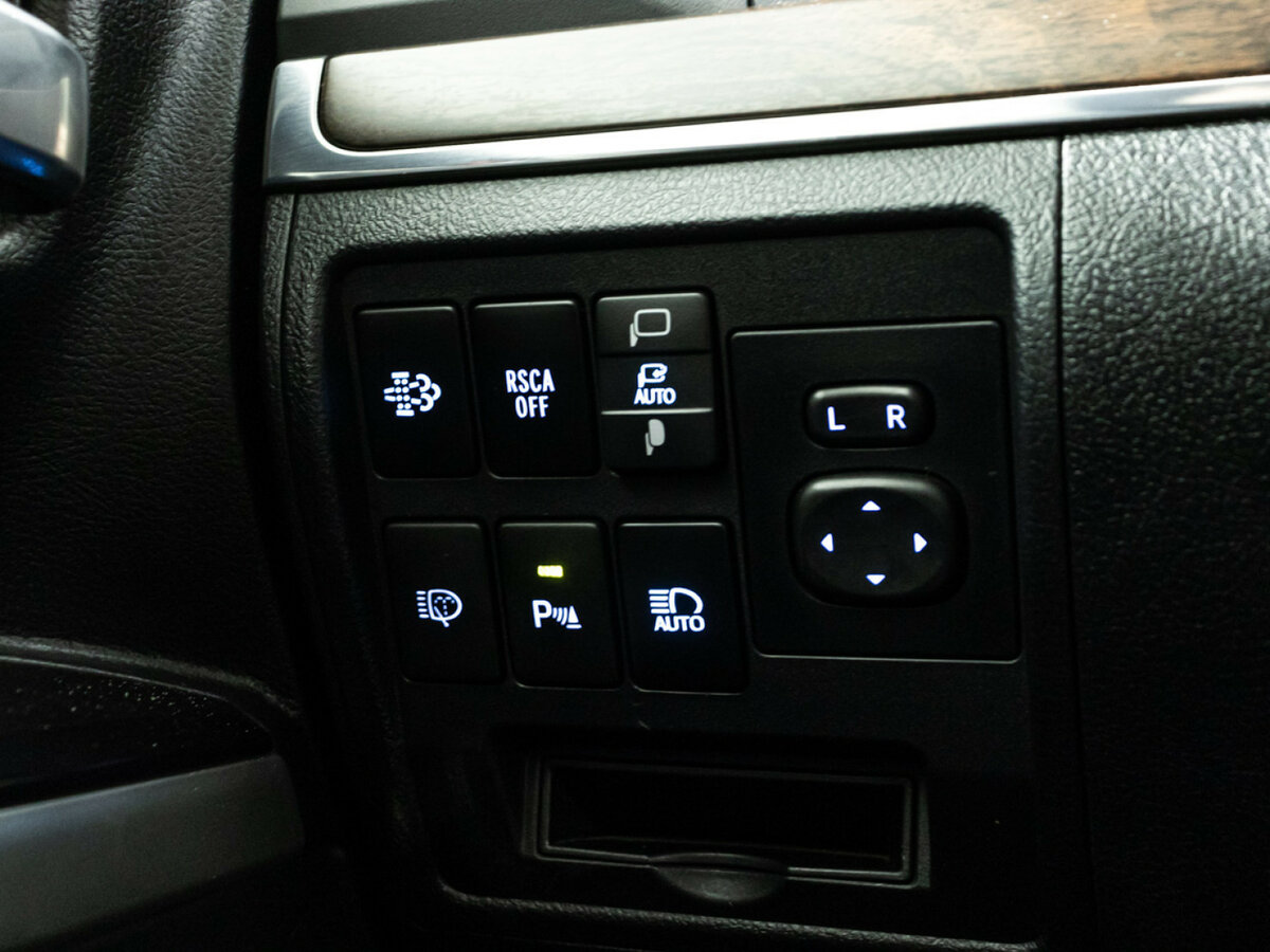 Toyota Land Cruiser 2017 года с пробегом. Фото: #19