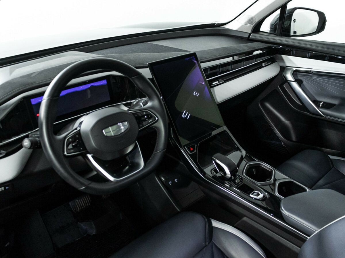 Geely Atlas 2023 года с пробегом. Фото: #8