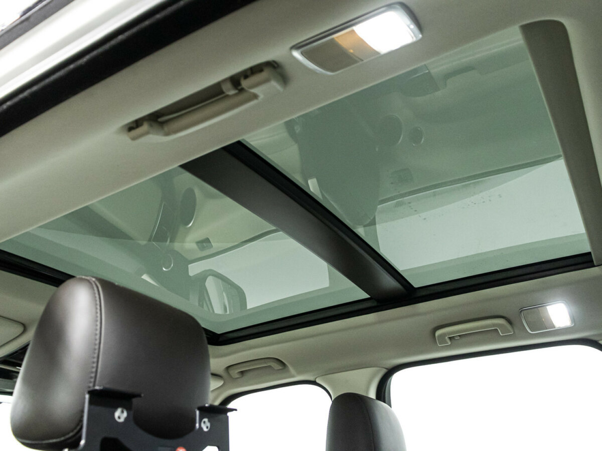 Land Rover Range Rover Sport 2017 года с пробегом. Фото: #12