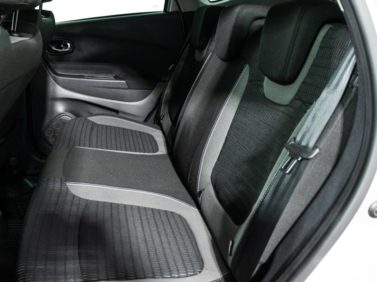 Renault Kaptur 2017 года с пробегом. Фото: #7