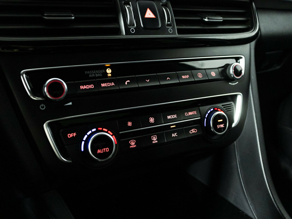 Б/У Киа Оптима 2018 года. Фото: #17