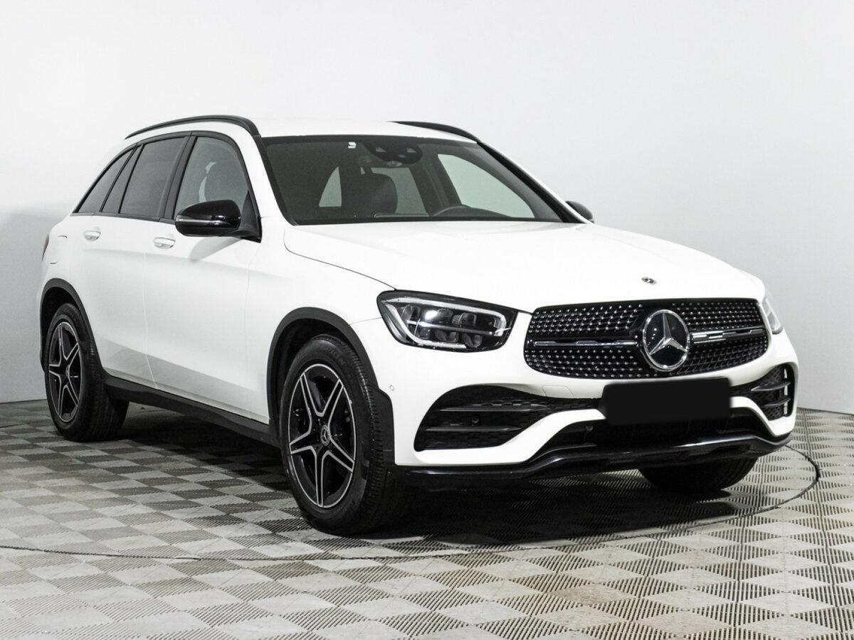 Mercedes-Benz GLC 2021 года с пробегом. Фото: #2
