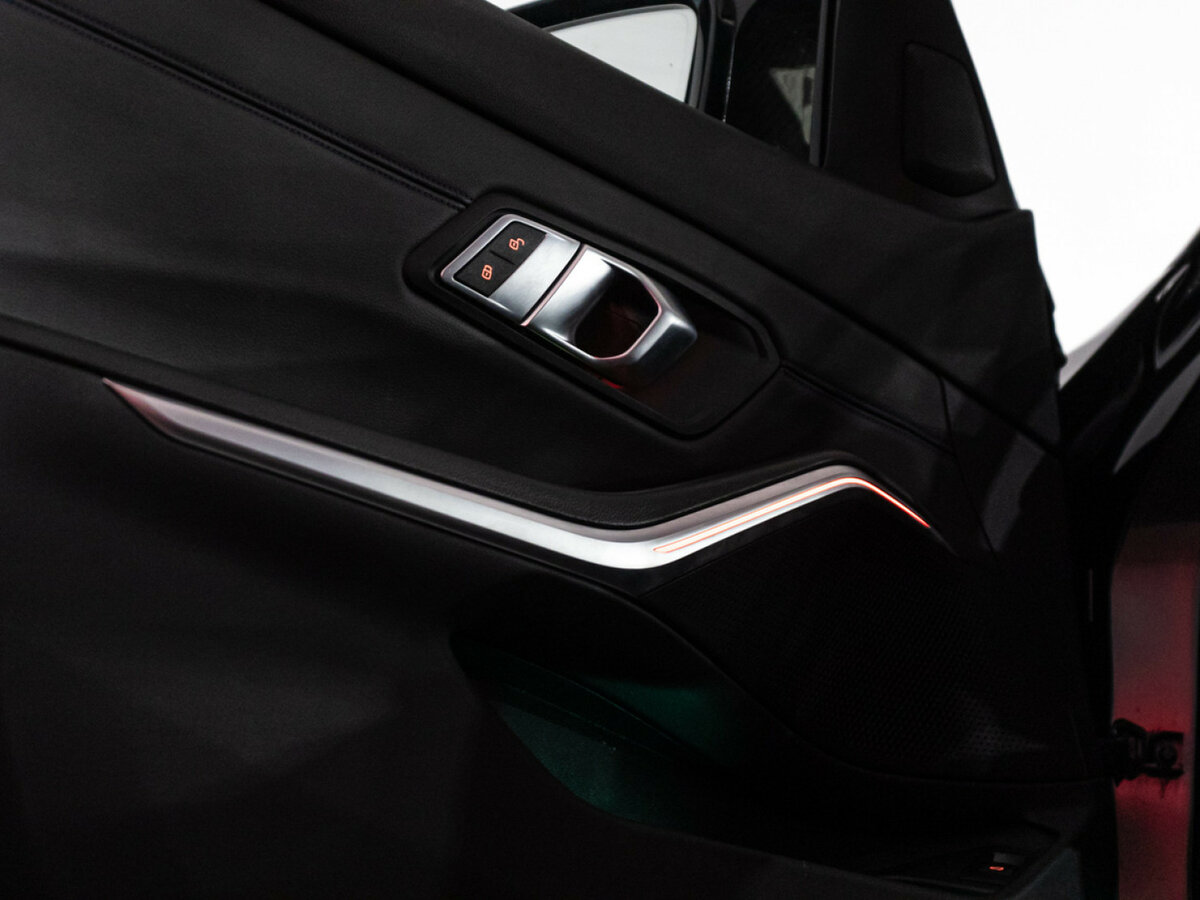 BMW 3 серии 2019 года с пробегом. Фото: #18