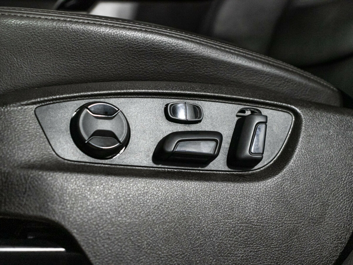 Volkswagen Touareg 2014 года с пробегом. Фото: #13