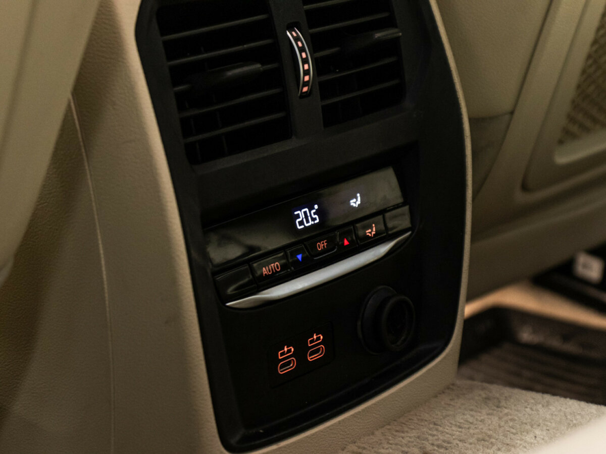 BMW 3 серии 2020 года с пробегом. Фото: #25