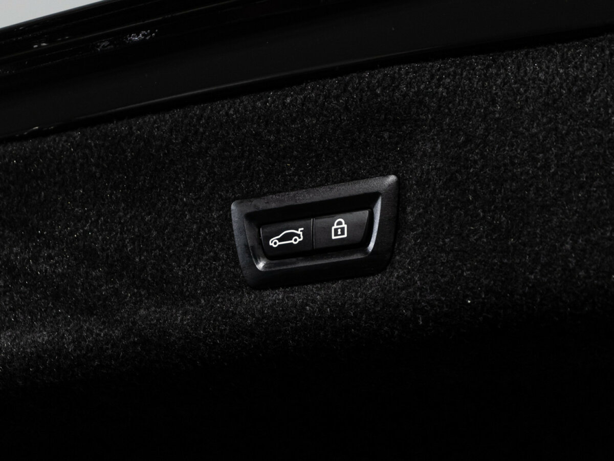 BMW 3 серии 2020 года с пробегом. Фото: #27