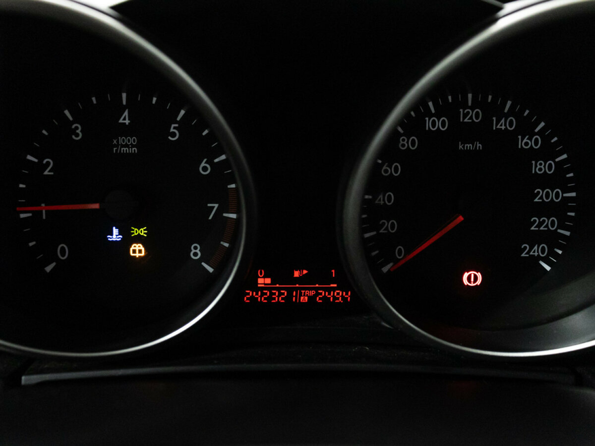 Mazda 3 2010 года с пробегом. Фото: #11