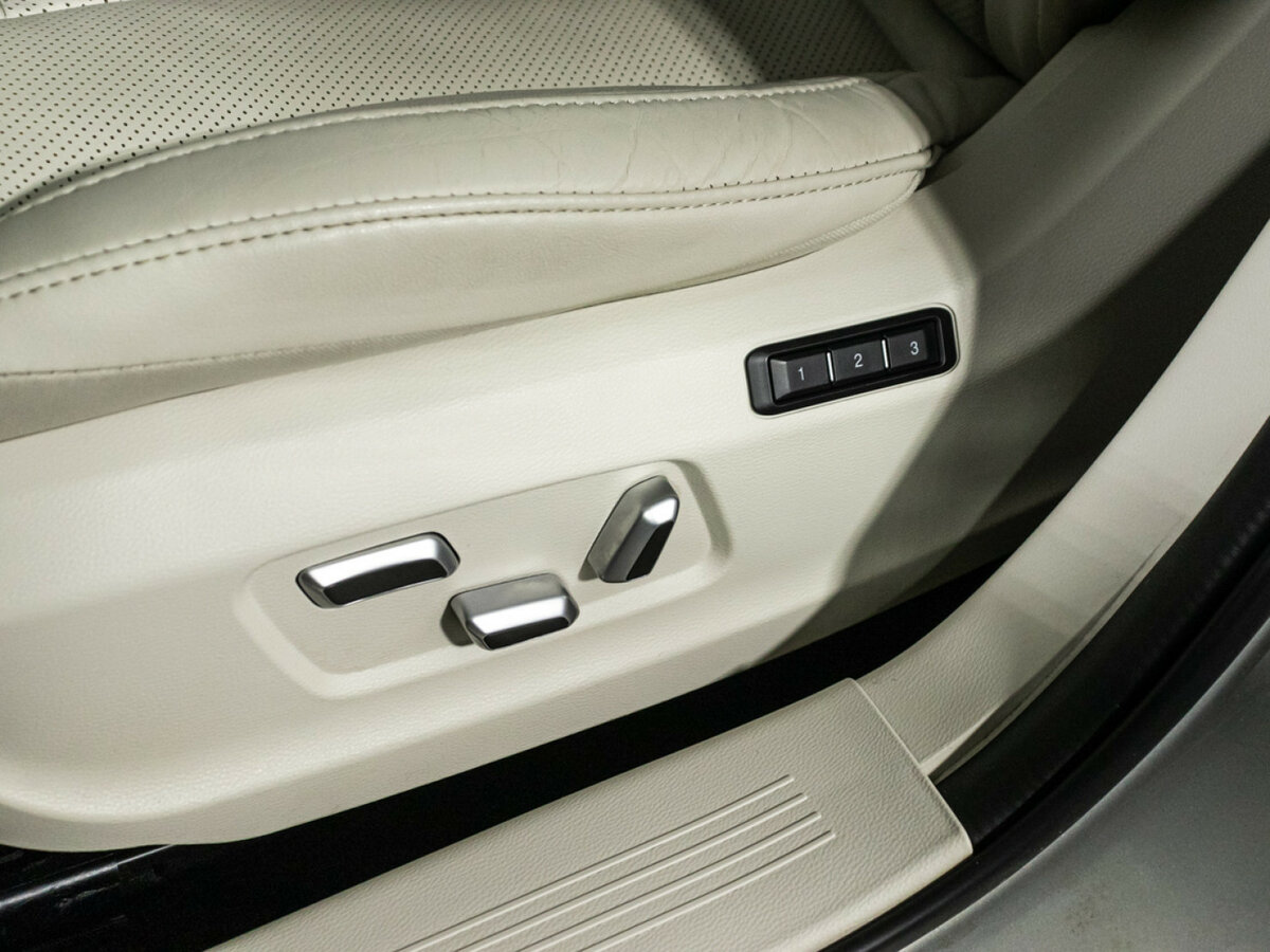 Hongqi H5 2022 года с пробегом. Фото: #15