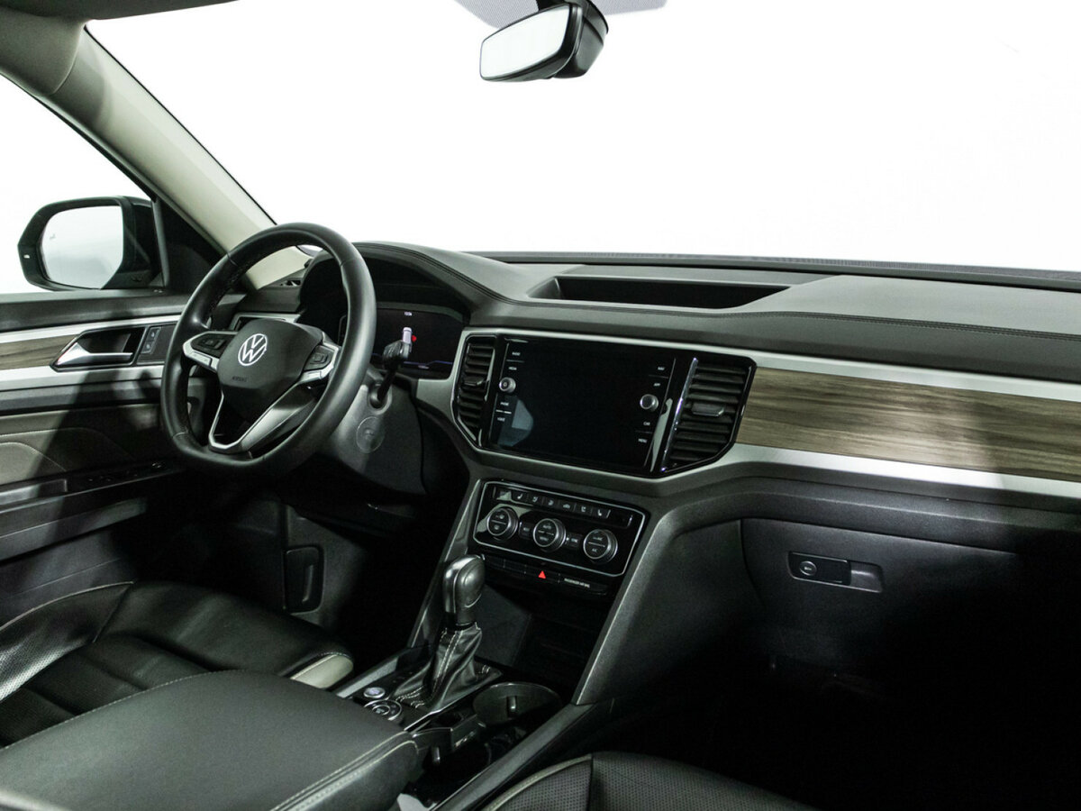 Volkswagen Teramont 2021 года с пробегом. Фото: #6