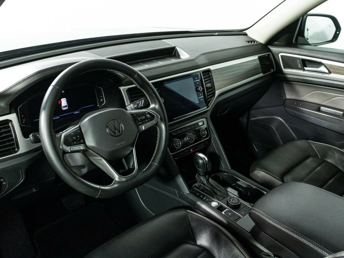 Volkswagen Teramont 2021 года с пробегом. Фото: #8