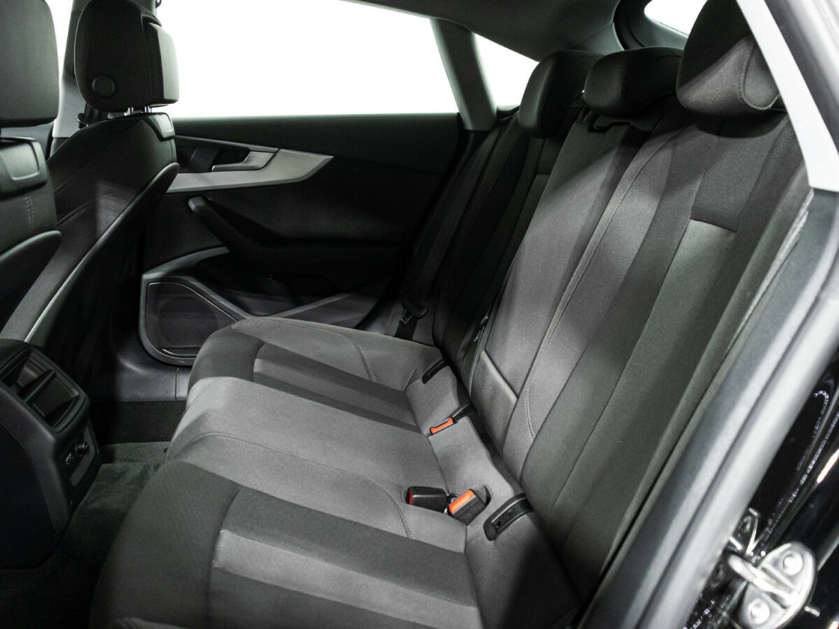 Audi A5 2020 года с пробегом. Фото: #9