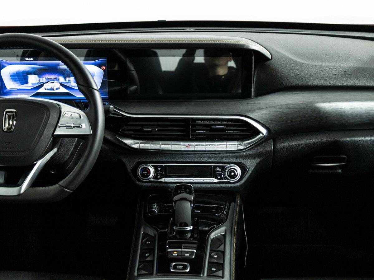 FAW Bestune T77 2023 года с пробегом. Фото: #11