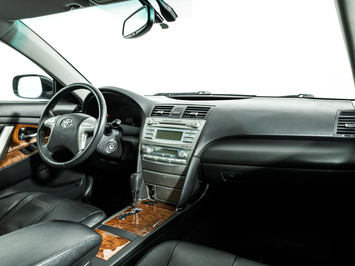 Toyota Camry 2008 года с пробегом. Фото: #8