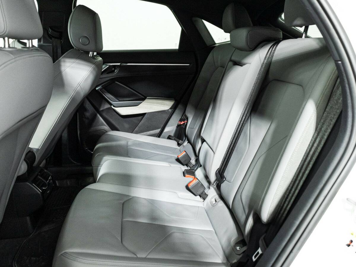 Audi Q3 Sportback 2020 года с пробегом. Фото: #8