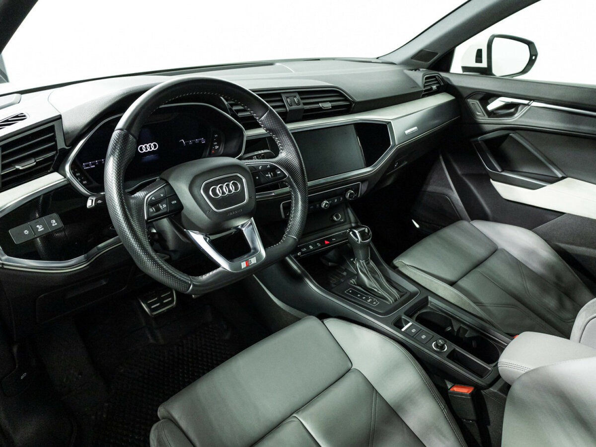 Audi Q3 Sportback 2020 года с пробегом. Фото: #9